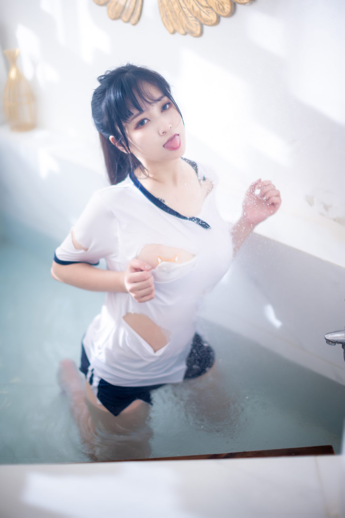 Coser@奇行家狗崽 Vol 001 浴场的体操服 0042 2466129668.jpg