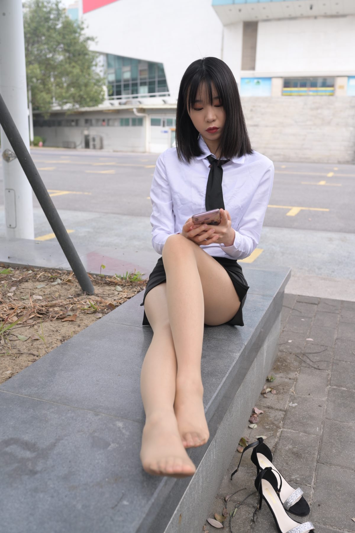 MoJing魔镜街拍 NO 084 程生街拍 商城推销美女长腿肉丝制服 C 214 2820499096.jpg