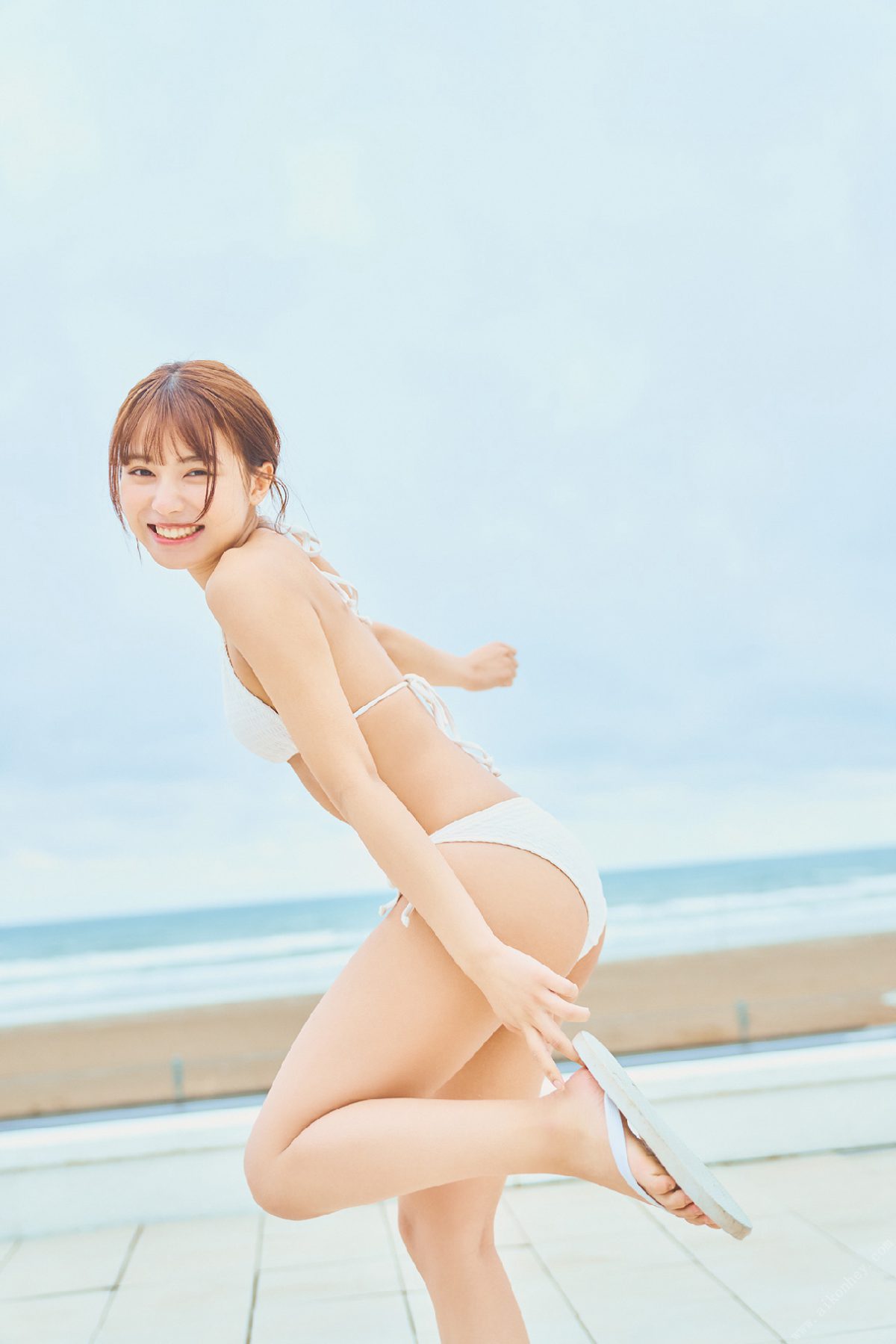 FLASH Photobook 2022 05 13 Amisa Miyazaki 宮崎あみさ Little devil girlfriend 小悪魔な彼女 78 4532557960.jpg