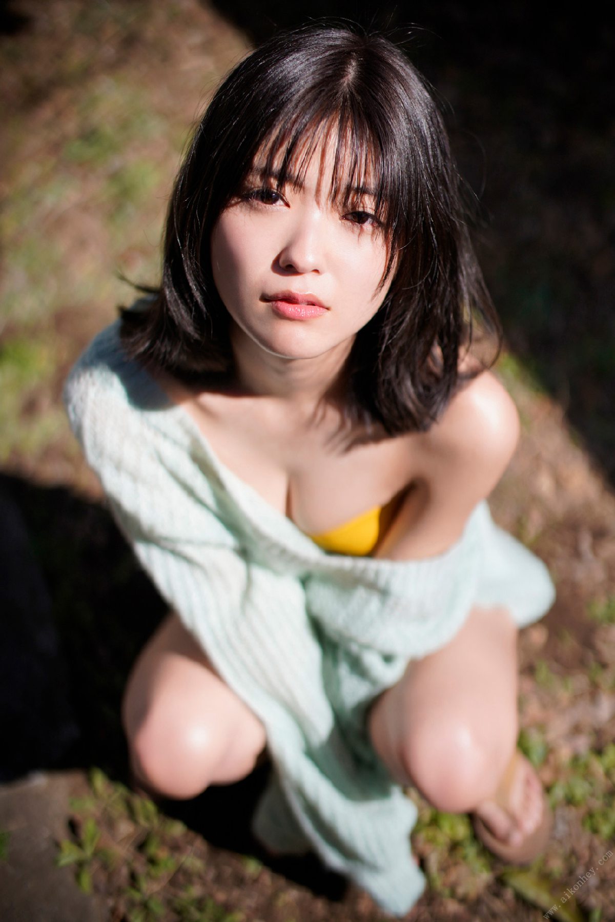 FLASH Photobook 2022 05 31 Mio Kudo 工藤美桜 Early Summer Luster 初夏の艶 0062 0350720285.jpg