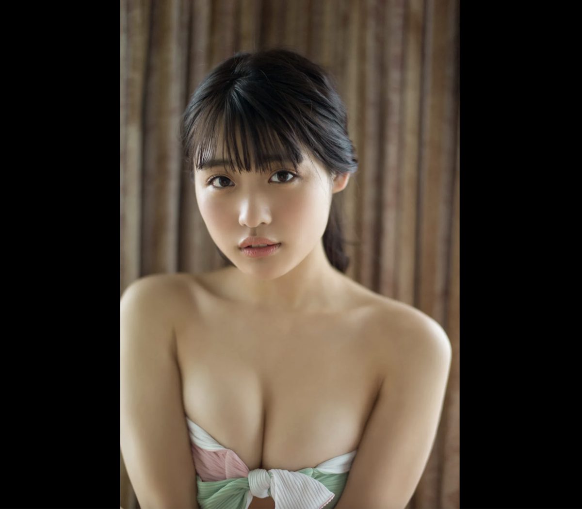 FRIDAY Digital Photobook 2020 11 06 Momoka Ishida 石田桃香 cutie & beauty 034 6594612285.jpg