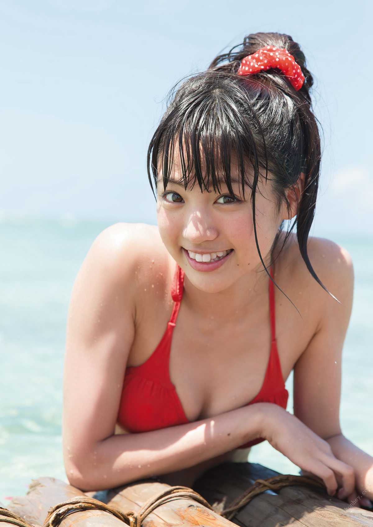 Photobook 2014 09 22 Yuumi Shida 志田友美 1st Photobook YUUMI 0043 7434797674.jpg