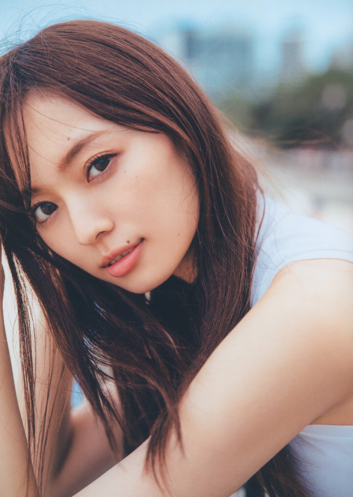 Photobook 2020 09 29 Minami Umezawa 梅澤美波 1st Photobook Near the dream 夢の近く A 00022 6229721241.jpg