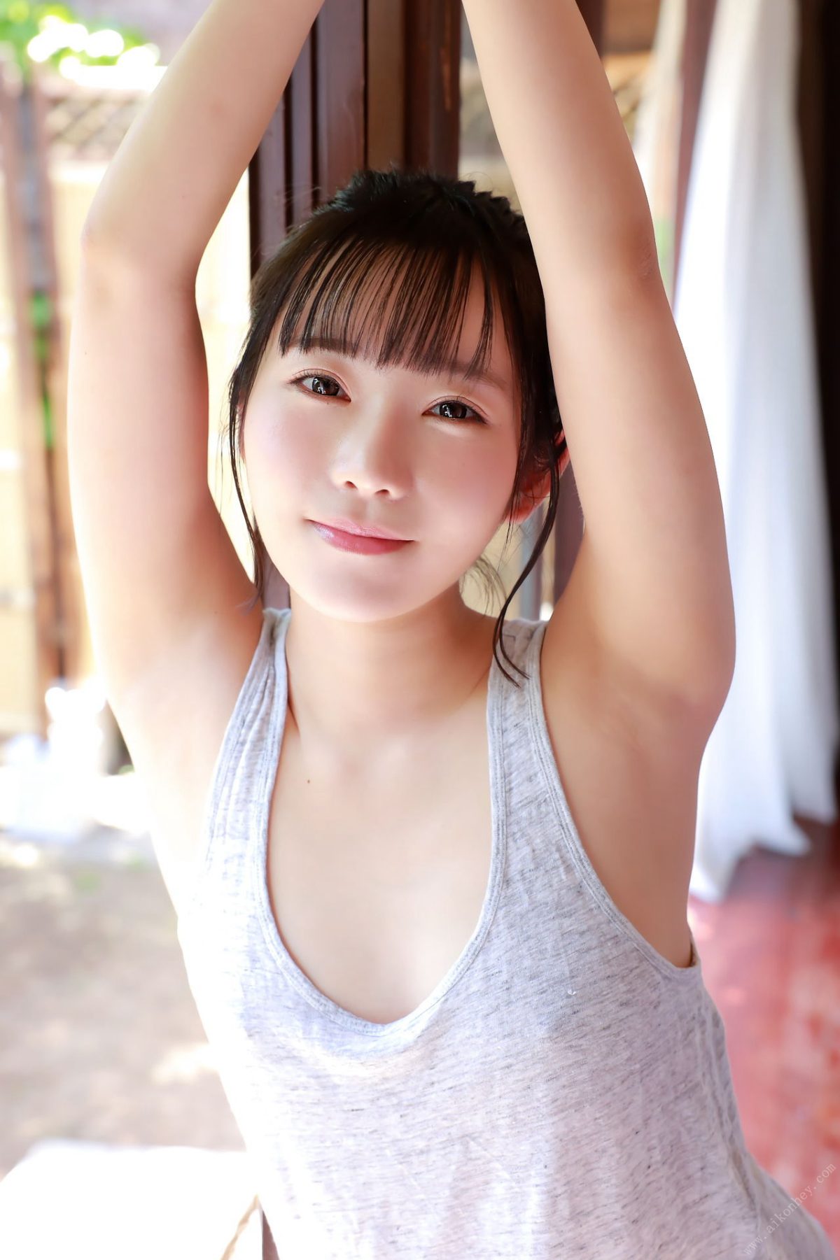 Photobook 2022 04 27 Yui Shirasaka 白坂有以 Born in Tanabata 七夕生まれ 30 4817510780.jpg