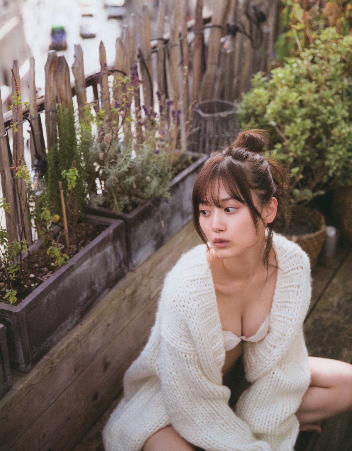 Photobook 乃木坂46 山下美月1st写真集 忘れられない人 A 00035 0322716676.jpg