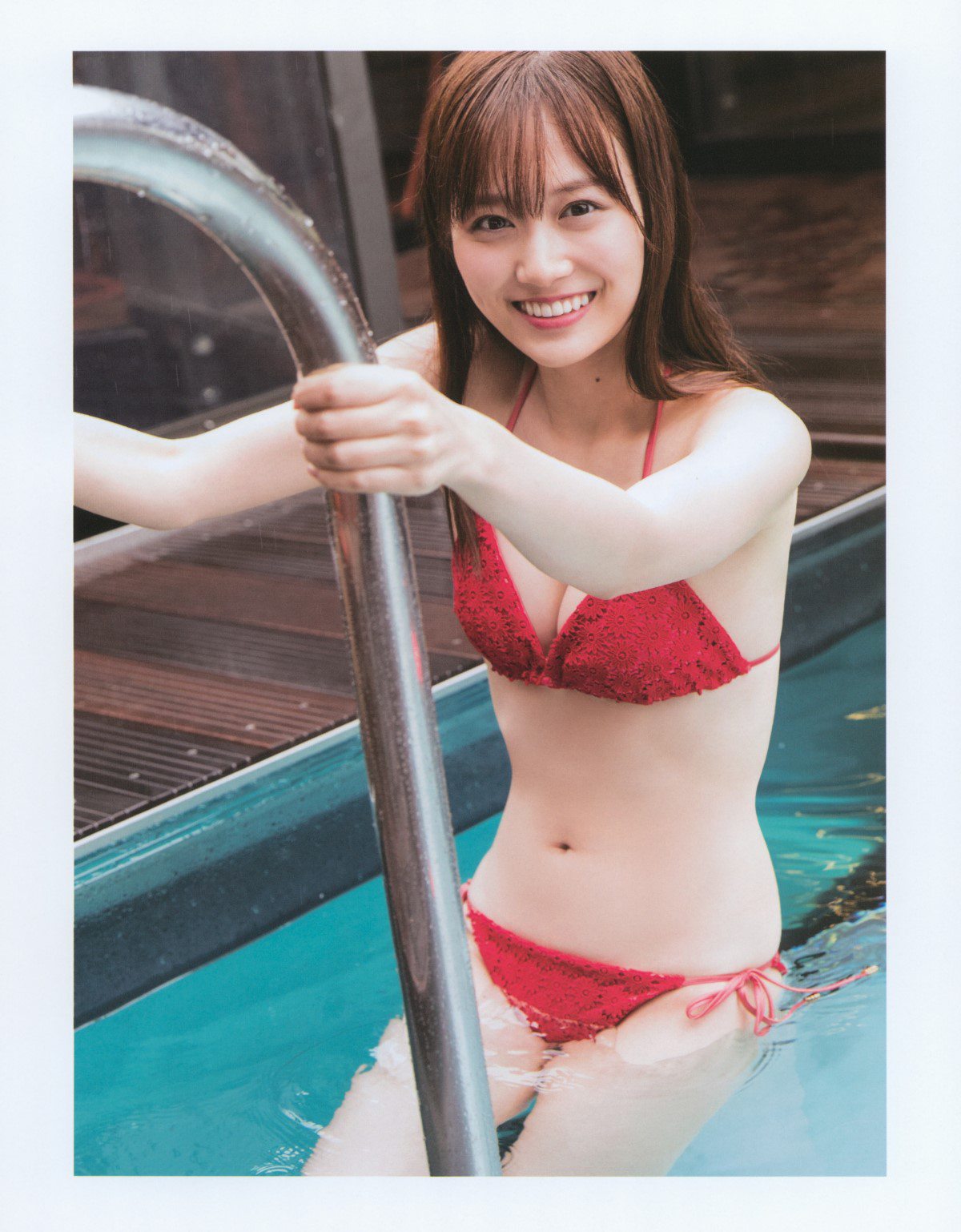 Photobook 乃木坂46 山下美月1st写真集 忘れられない人 A 00061 1072071277.jpg