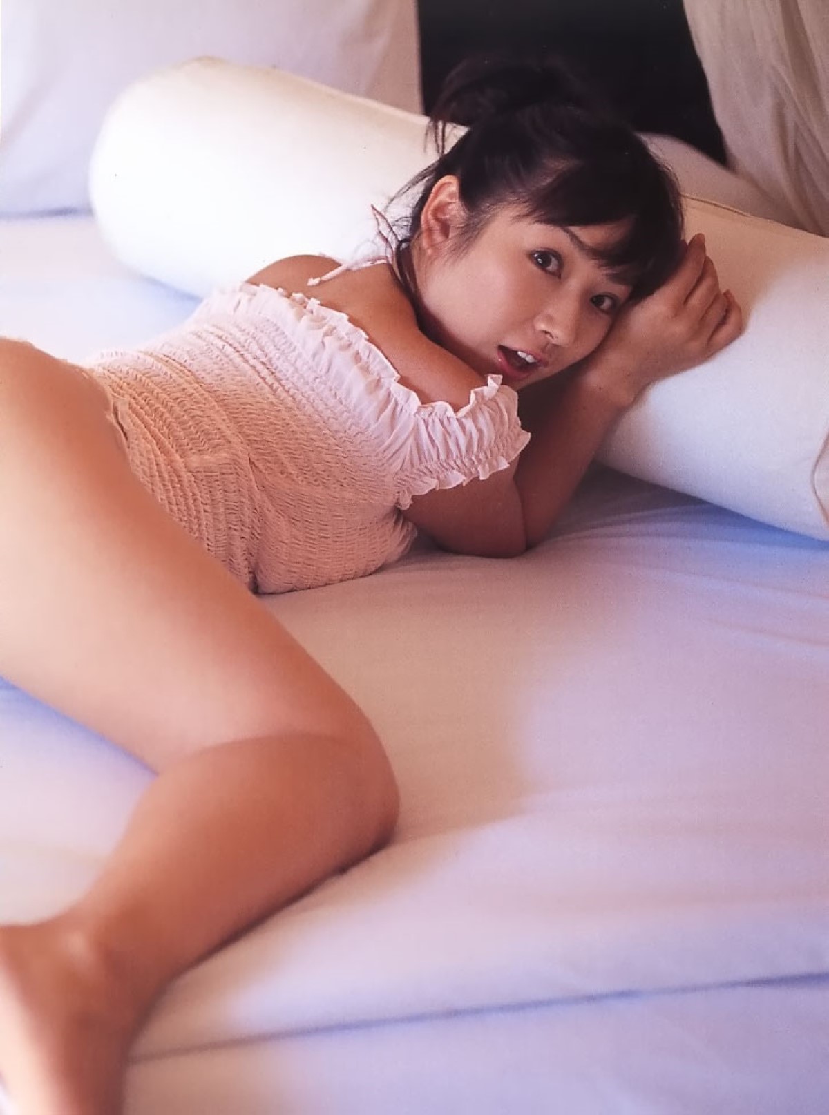 Photobook 愛川ゆず季 Miss Girl A 68 3469404507.jpg