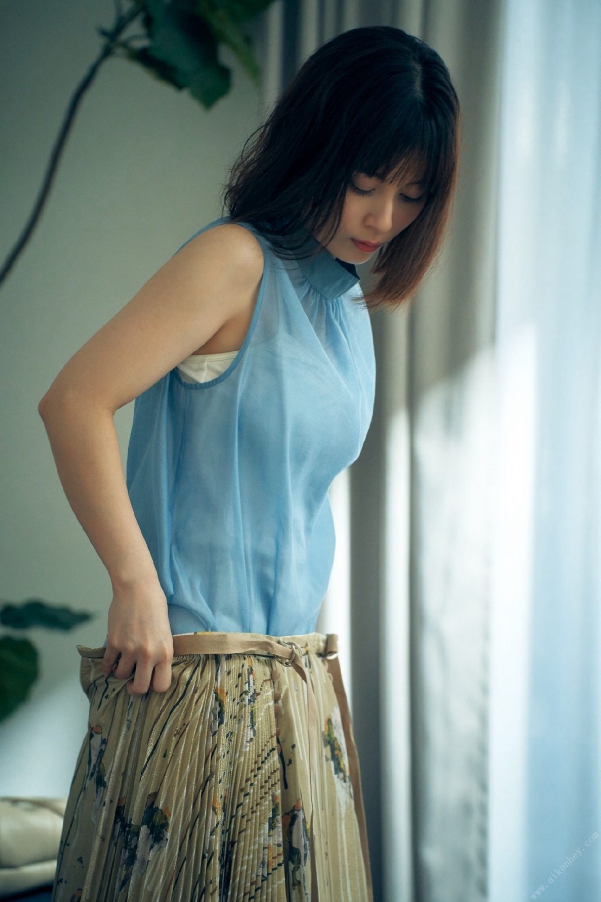 SPA Photobook 2021 12 21 Sakurako Okubo 大久保桜子 Nice upset 素敵な番狂わせ 007 0382037474.jpg