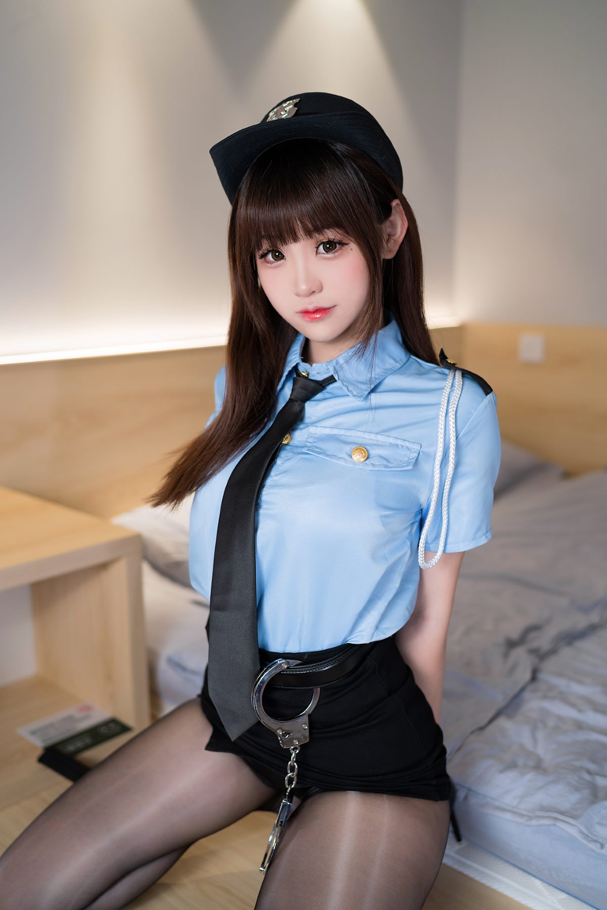 Coser@miko酱ww Vol 002 女警制服 0032 7527610460.jpg