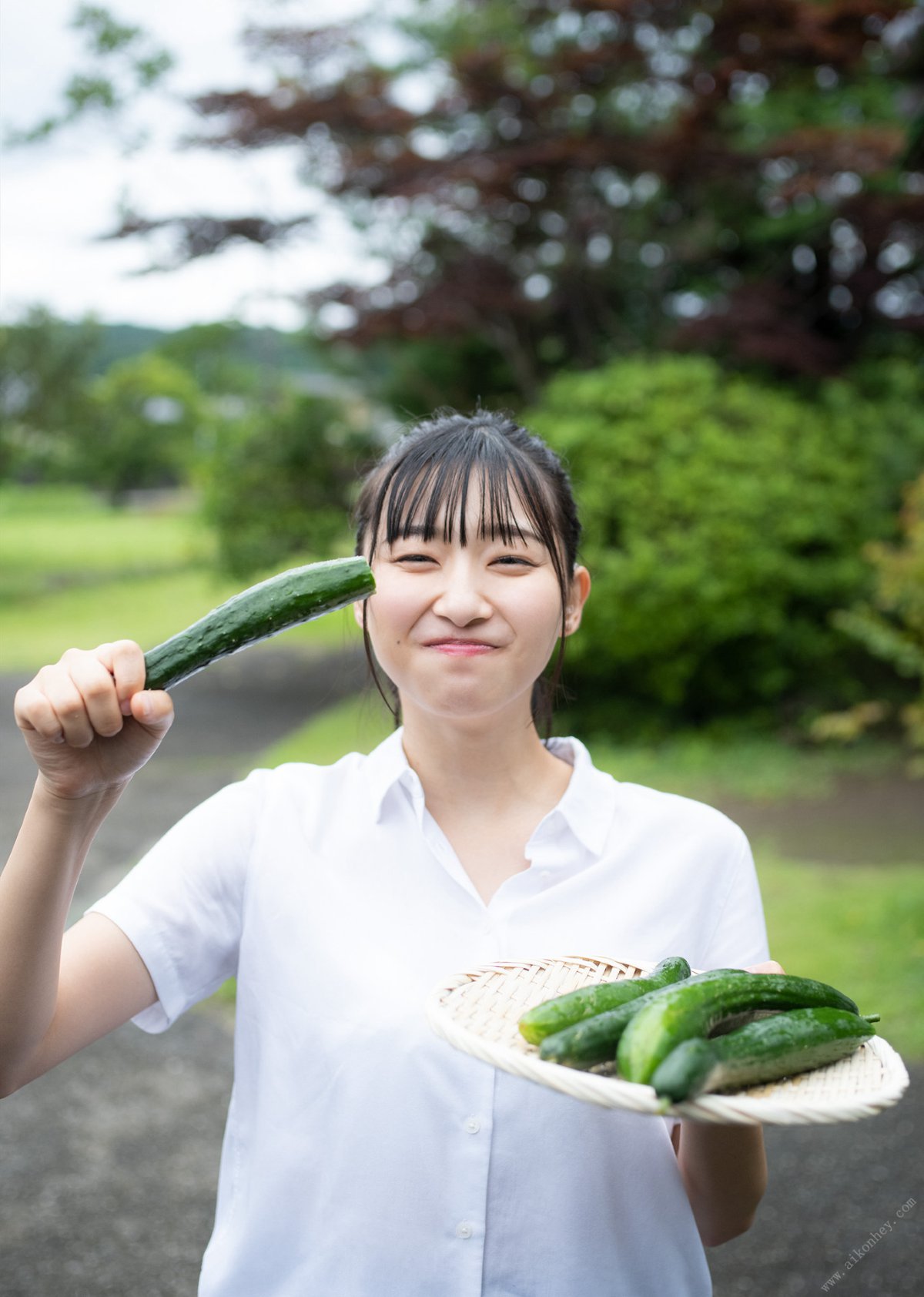 EX Taishu Photobook Yurika Wagatsuma 我妻ゆりか Angel innocence 天使爛漫 2021 08 27 0043 1327100965.jpg