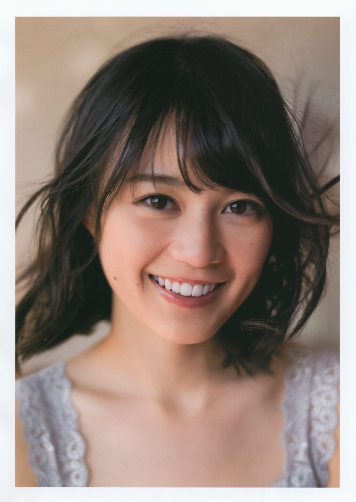 Photobook Erika Ikuta 生田絵梨花 1st Photobook Modulation 転調 2016 01 21 0099 0026235511.jpg