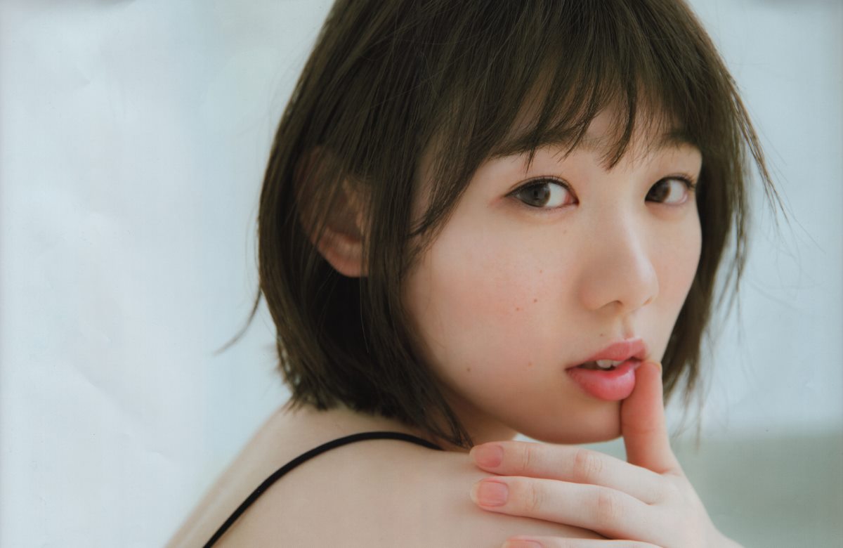 Photobook Keyakizaka46 Photobook – 21nin no Mikansei 欅坂46 ファースト写真集 21人の未完成 A 0072 5865483791.jpg