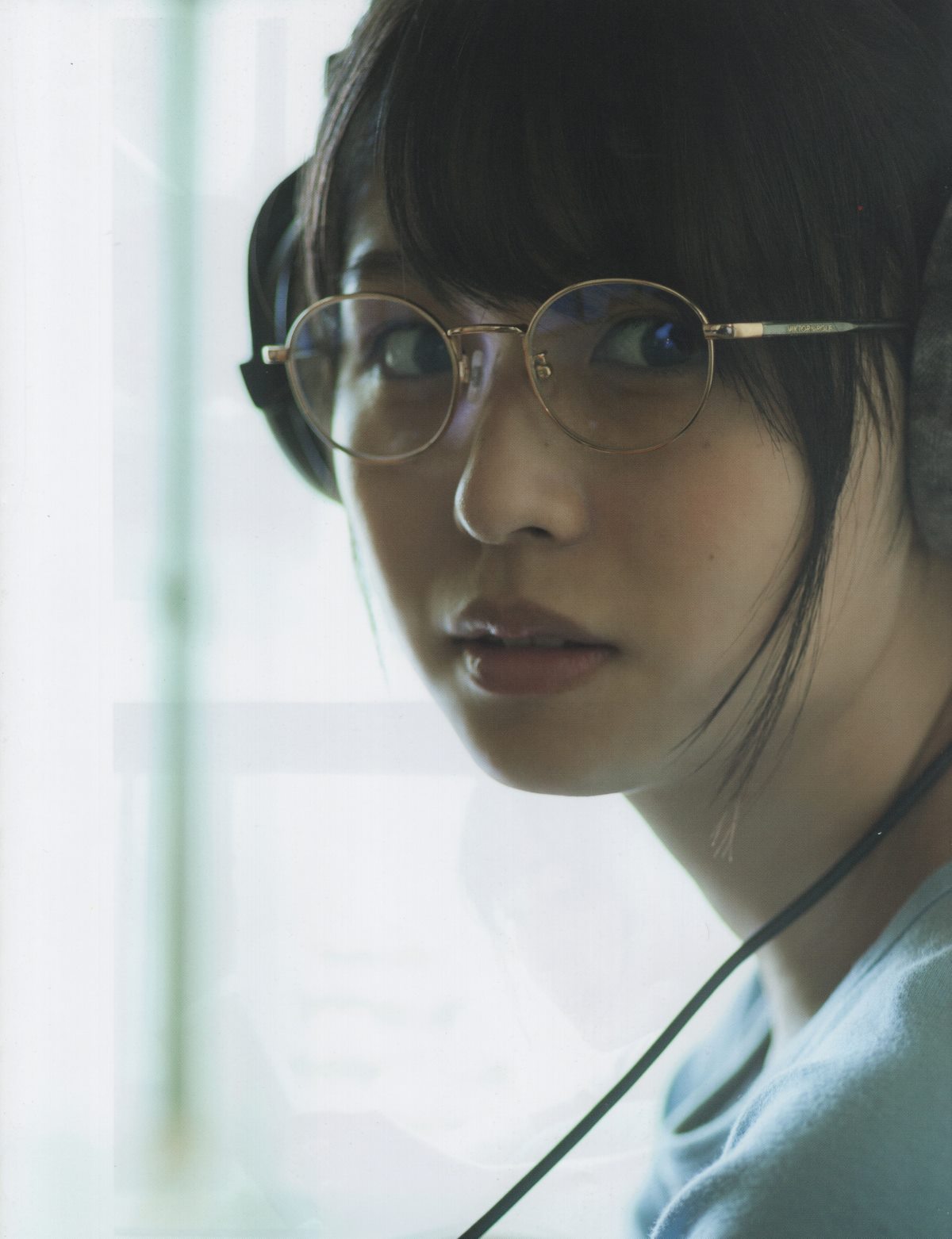 Photobook Keyakizaka46 Photobook – 21nin no Mikansei 欅坂46 ファースト写真集 21人の未完成 A 0090 4578825611.jpg