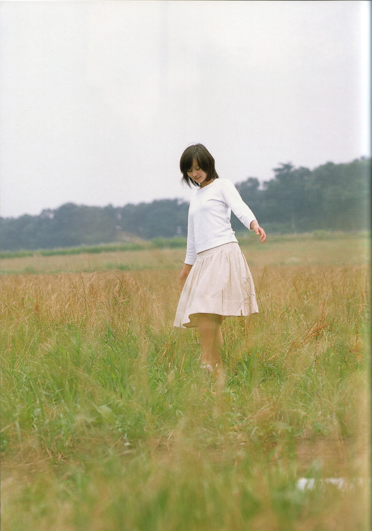 Photobook Maki Horikita 堀北真希 Cinematic 2007 03 07 0113 5349460507.jpg