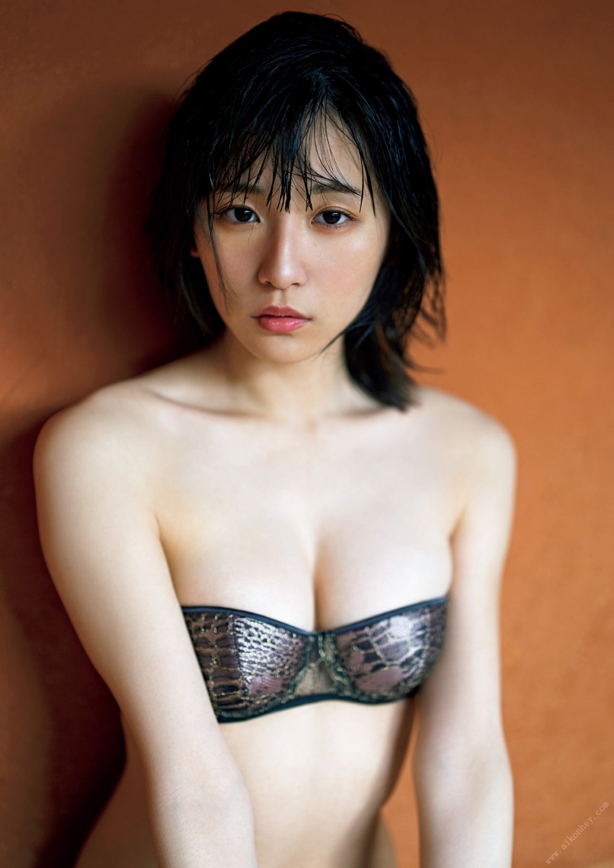 Photobook Nana Asakawa 浅川梨奈 GR WTH 2022 06 29 B 0023 5851523199.jpg