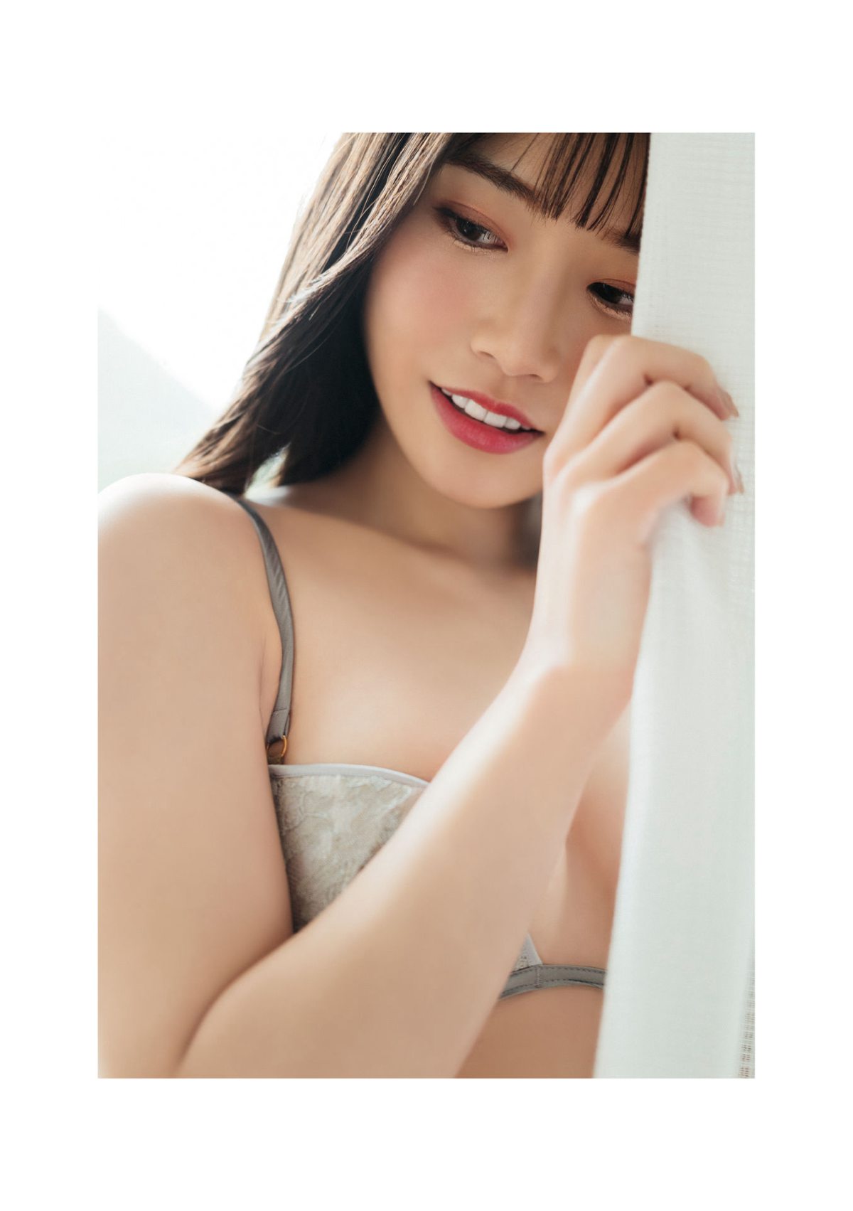 Photobook Saika Kawakita 河北彩花 Taken とられち 2022 07 11 0044 9101713605.jpg