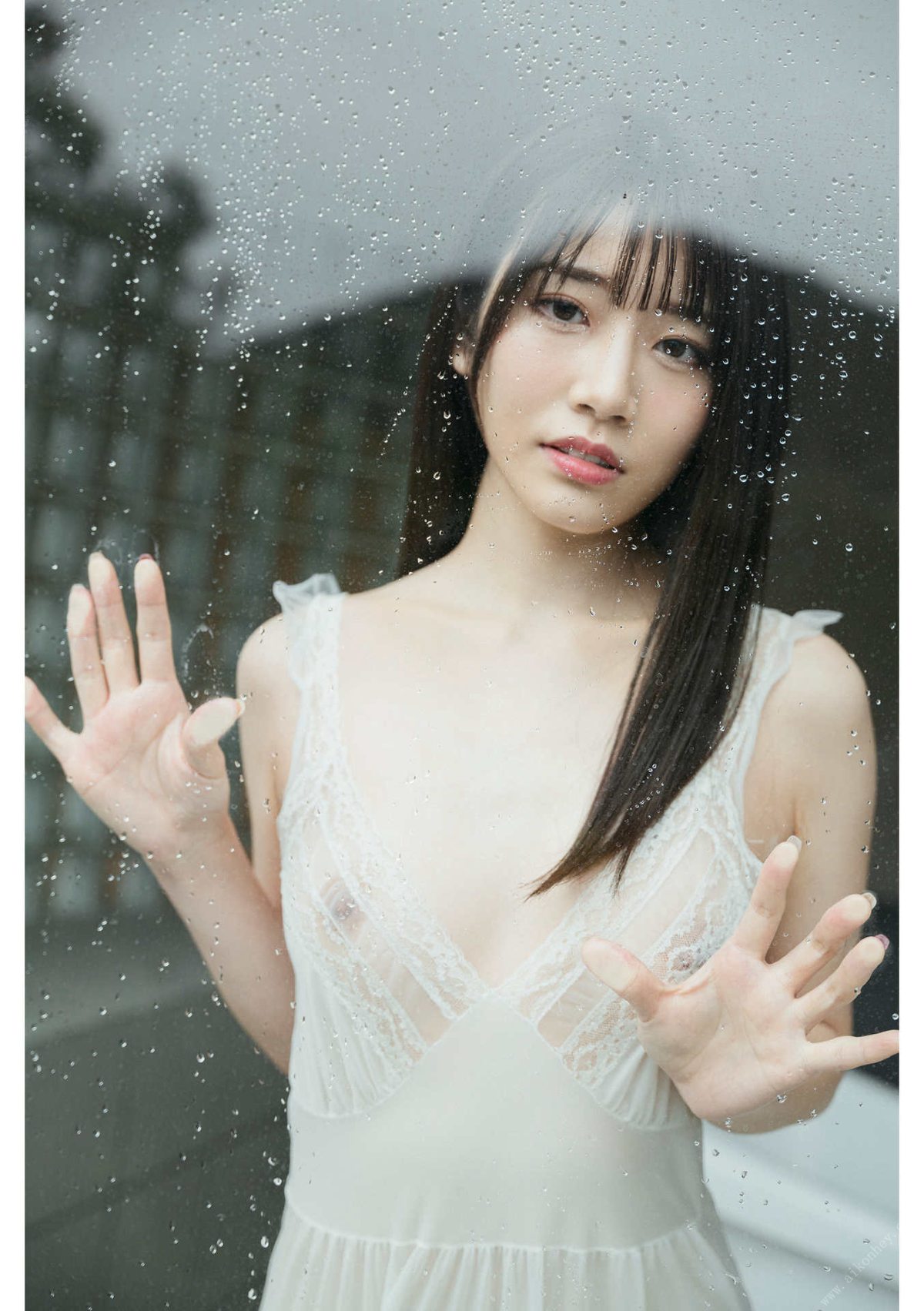 Photobook Saika Kawakita 河北彩花 Taken とられち 2022 07 11 0121 4966237337.jpg