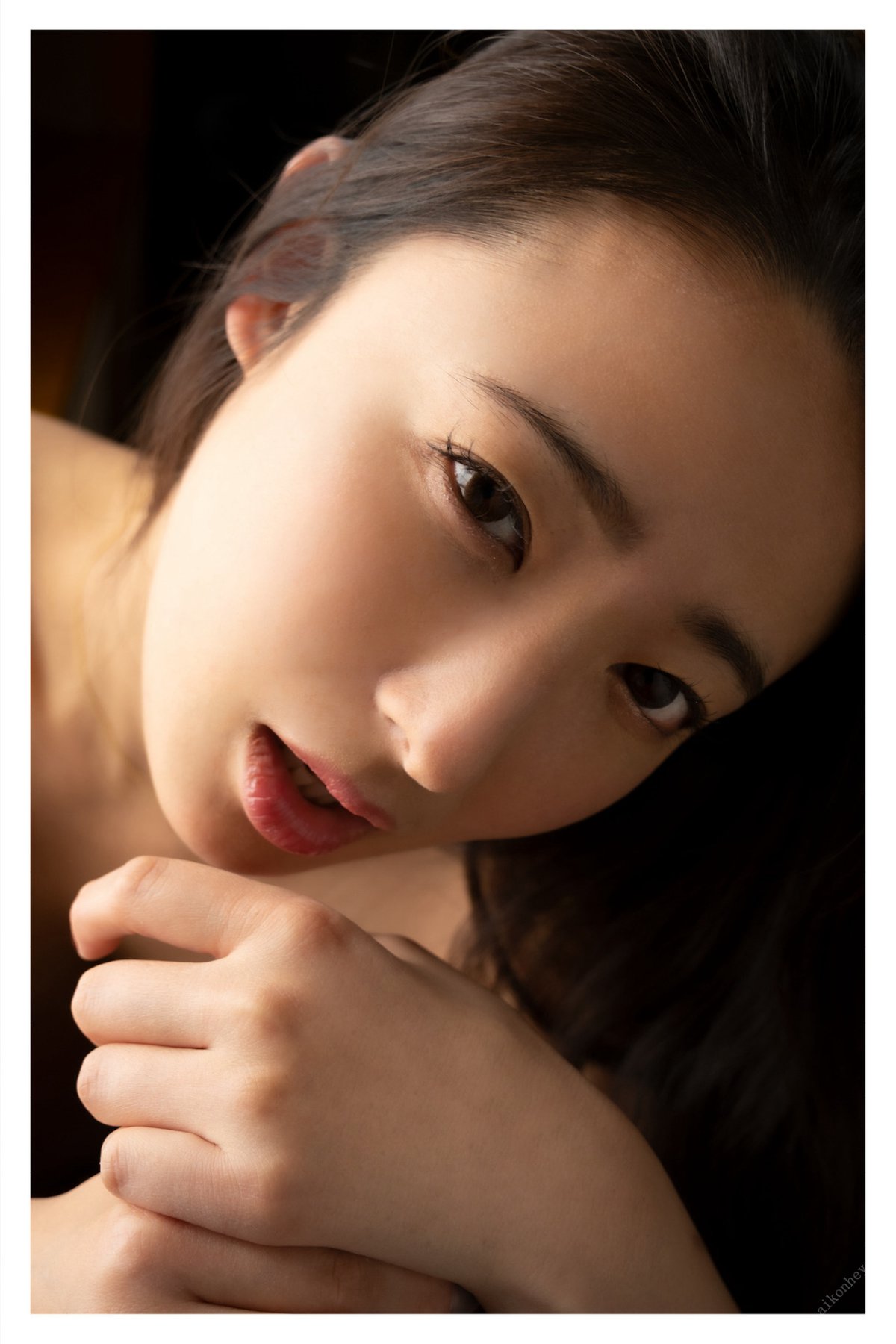 Photobook Suzu Matsuoka 松岡すず Suzu ringing 鈴鳴り 2022 04 08 0029 3467155333.jpg