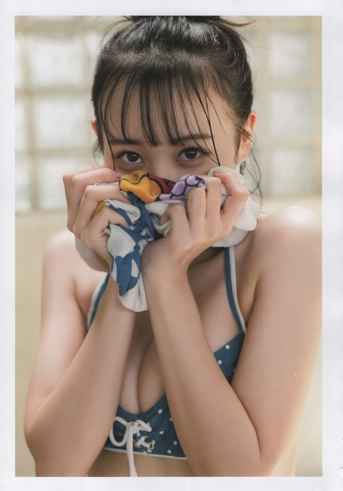 Photobook Yui Yokoyama 横山結衣 1st Photobook Immature Light 未熟な光 2021 02 22 0055 9041418369.jpg