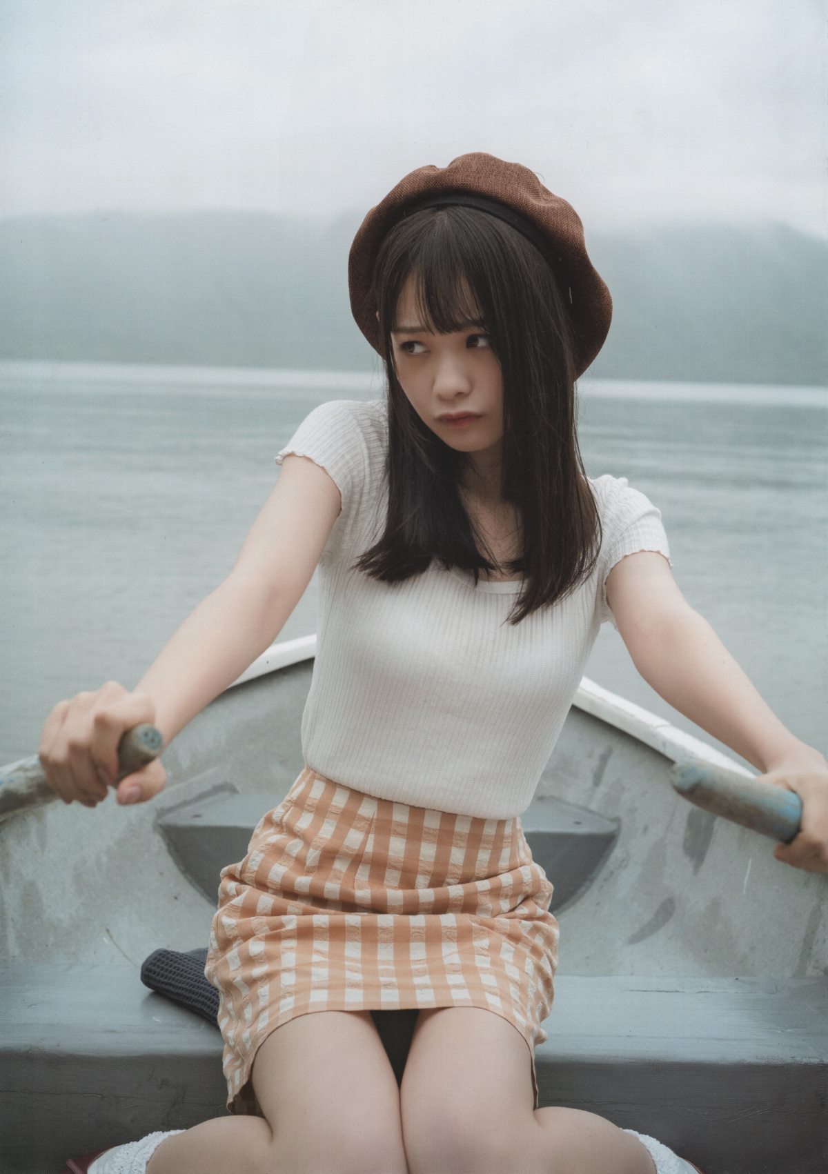 Photobook Yui Yokoyama 横山結衣 1st Photobook Immature Light 未熟な光 2021 02 22 0093 6476807352.jpg