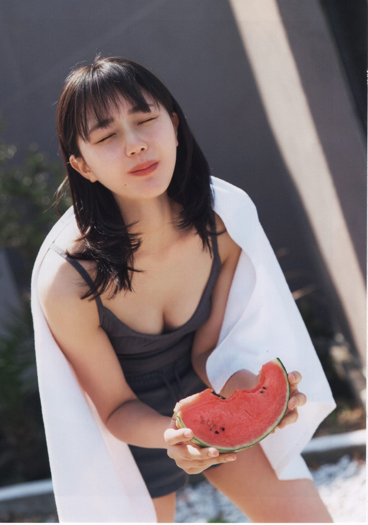 Photobook Yumiko Takino 瀧野由美子 1st Photobook I dont know you well yet 君のことをまだよく知らない 2021 09 22 0055 6515329138.jpg