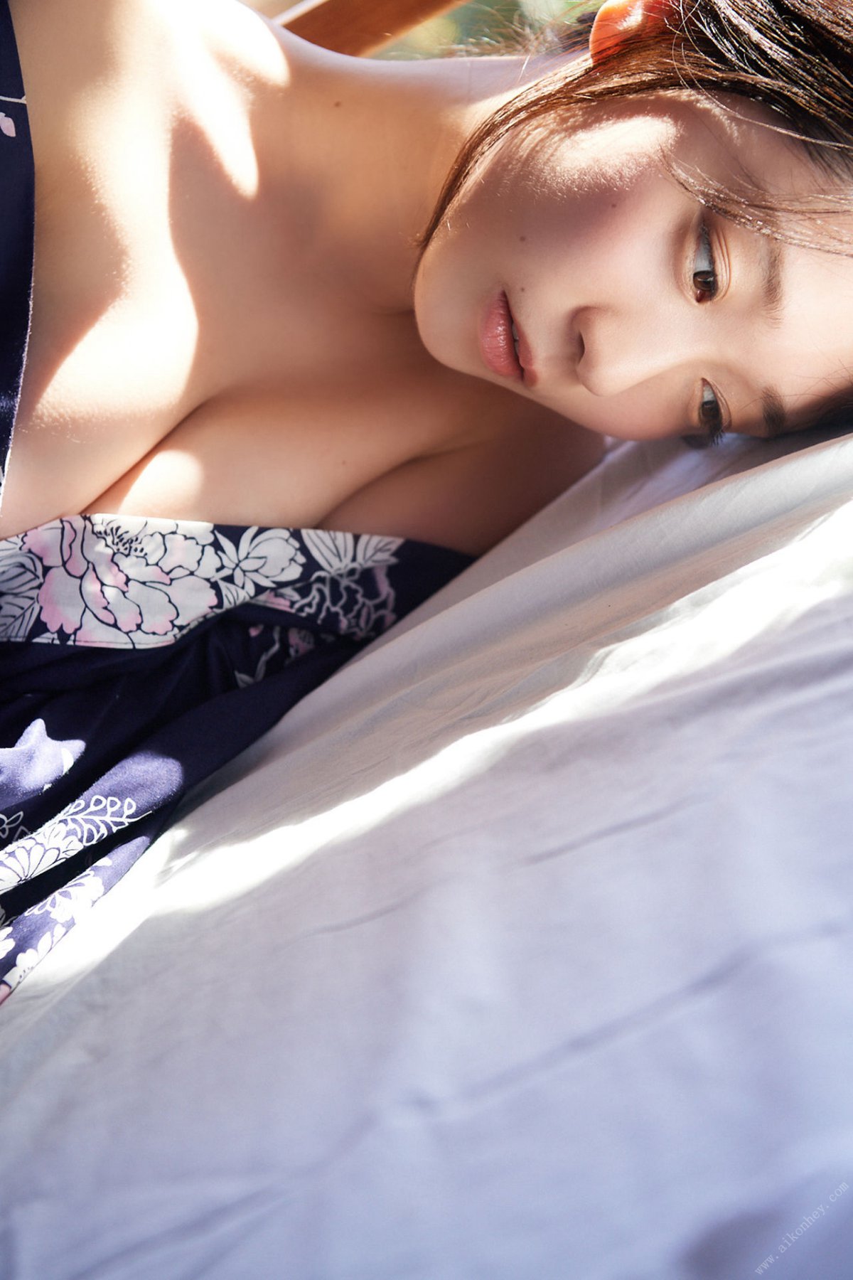 Photobook ヤングチャンピオンデジグラ 伊織もえ もえと湯煙 0006 7266567436.jpg