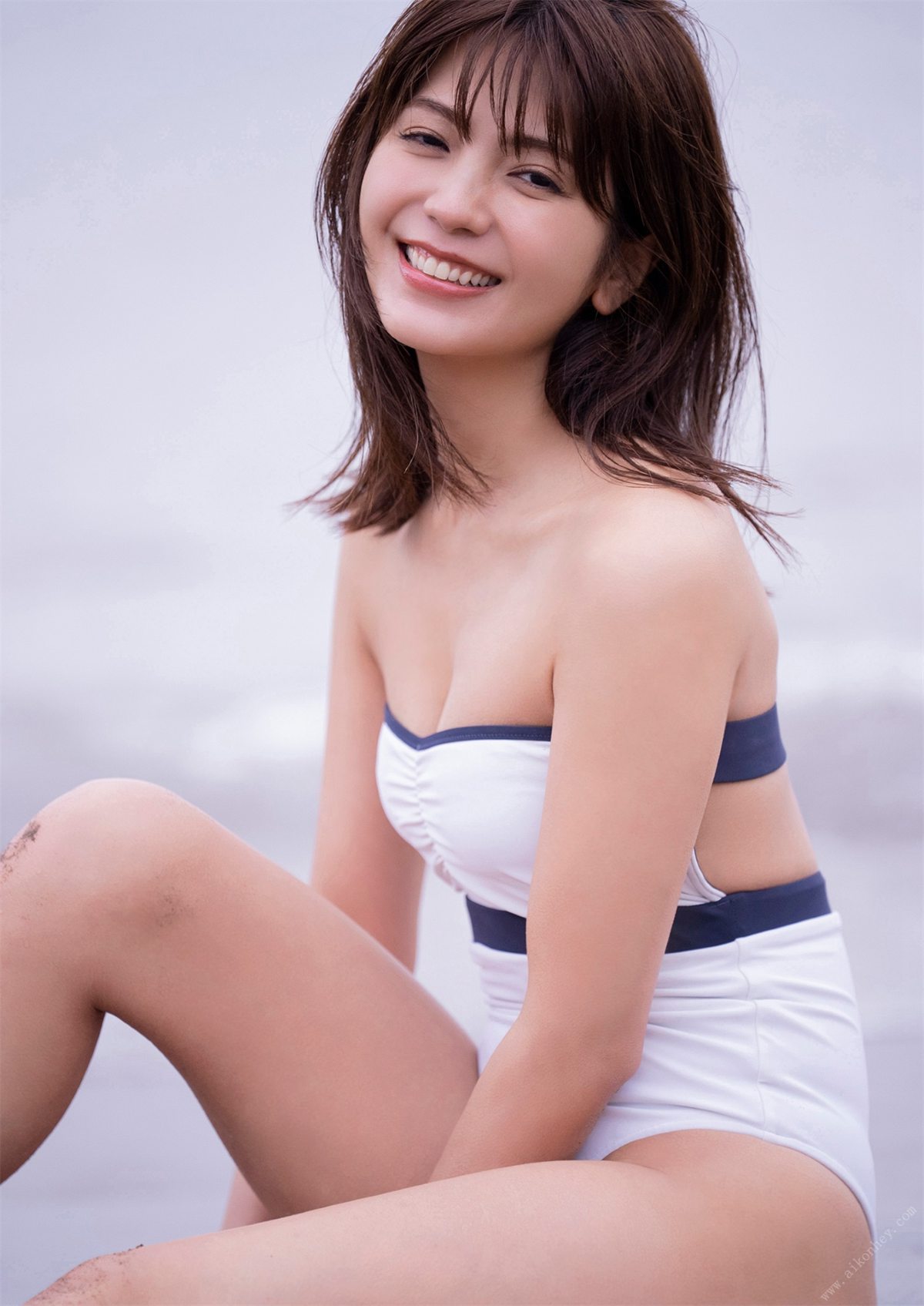 Photobook 南里美希 SUMMER WINK スピサン グラビアフォトブック 0021 8678194624.jpg