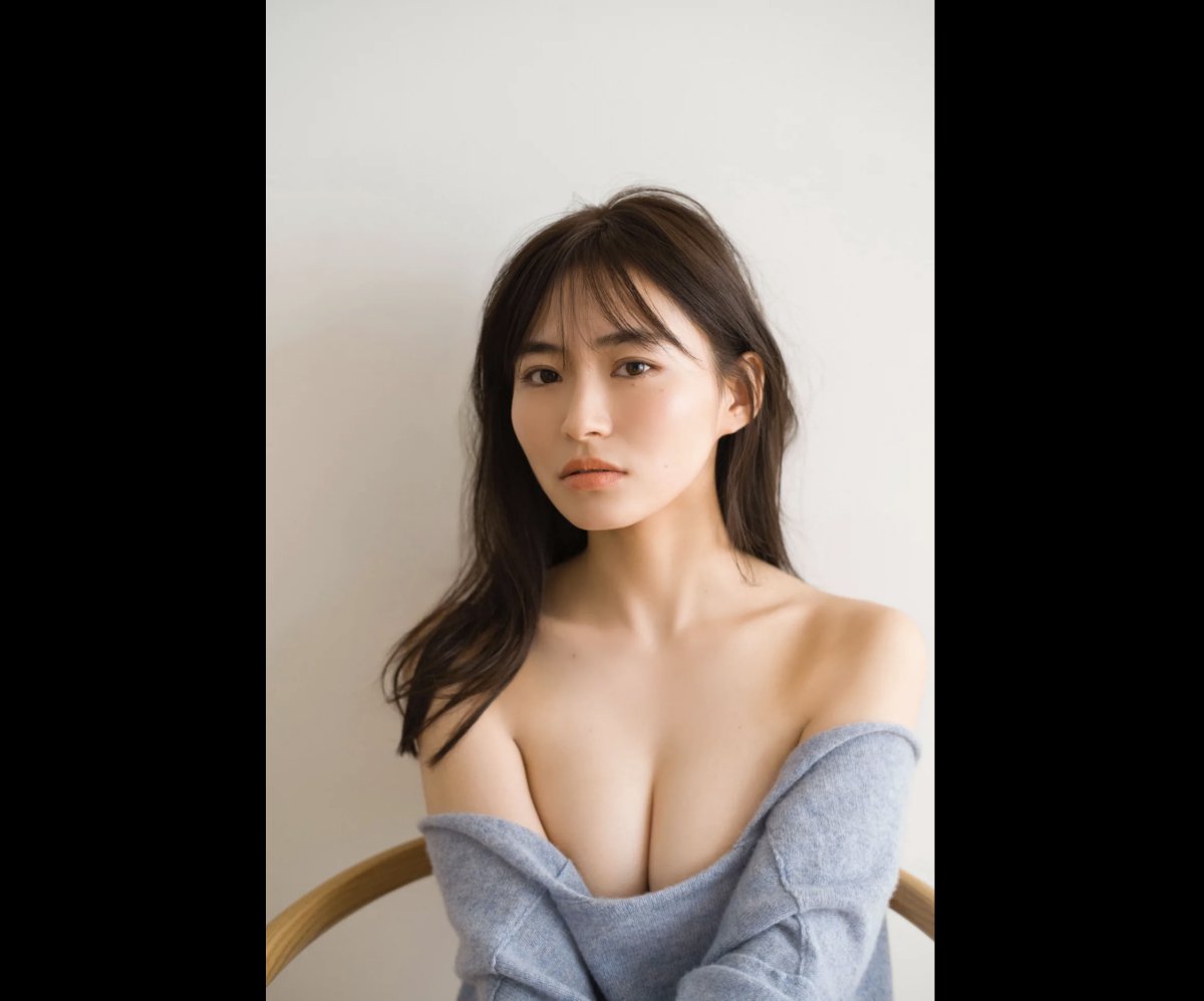 Photobook 桜田茉央 Fカップなお姉さん FRIDAYデジタル写真集 0039 8285388660.jpg