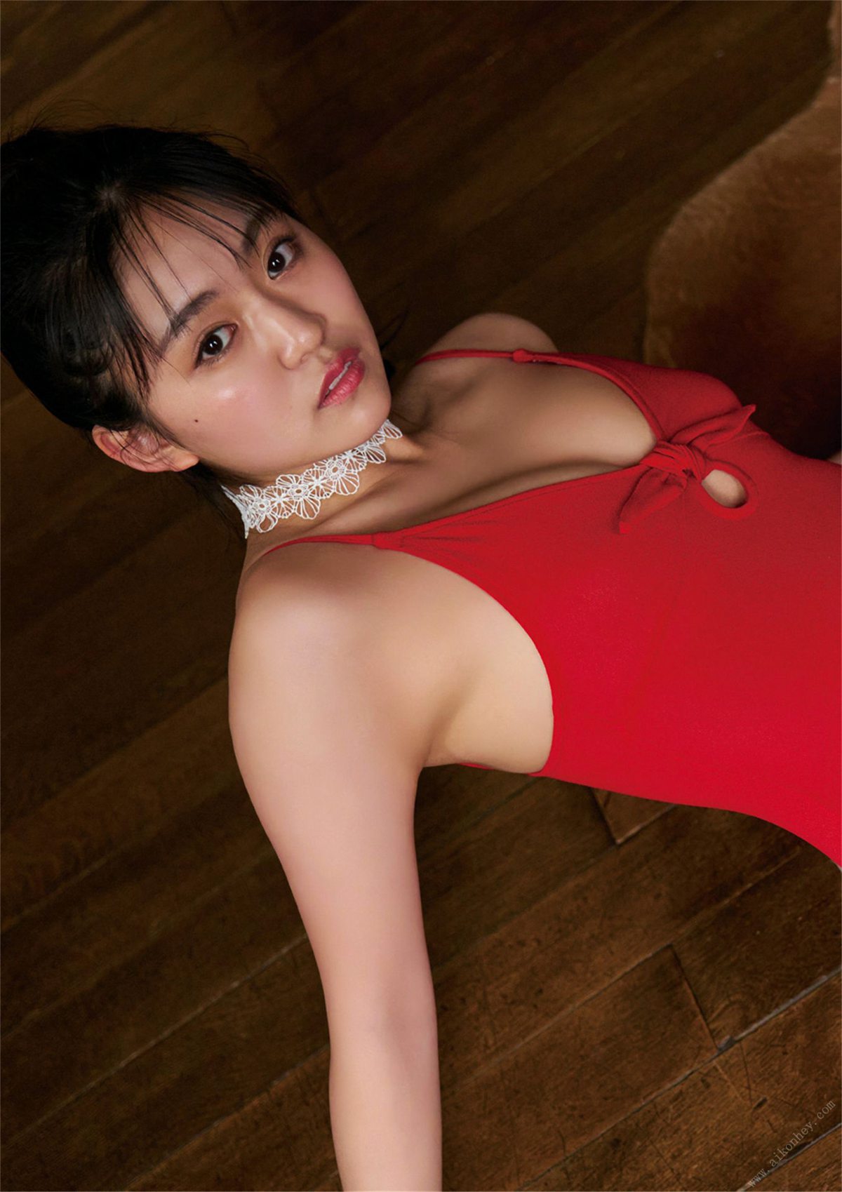 Photobook 豊田ルナ 挑発的な女のコ BRODYデジタル写真集 0078 7243016649.jpg