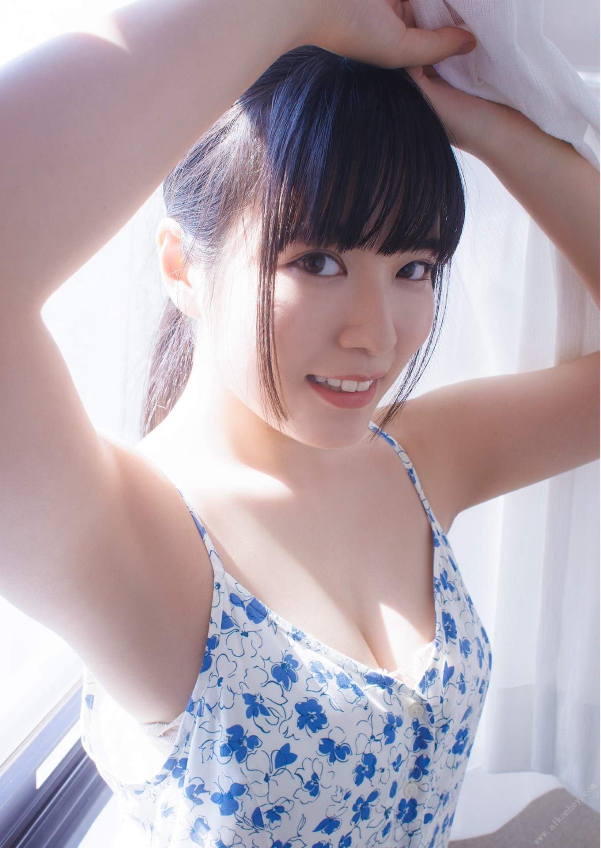 YJ Photobook Umi Shinonome 東雲うみ The body I want to show 見せたい身体 2022 07 07 0038 8091070195.jpg