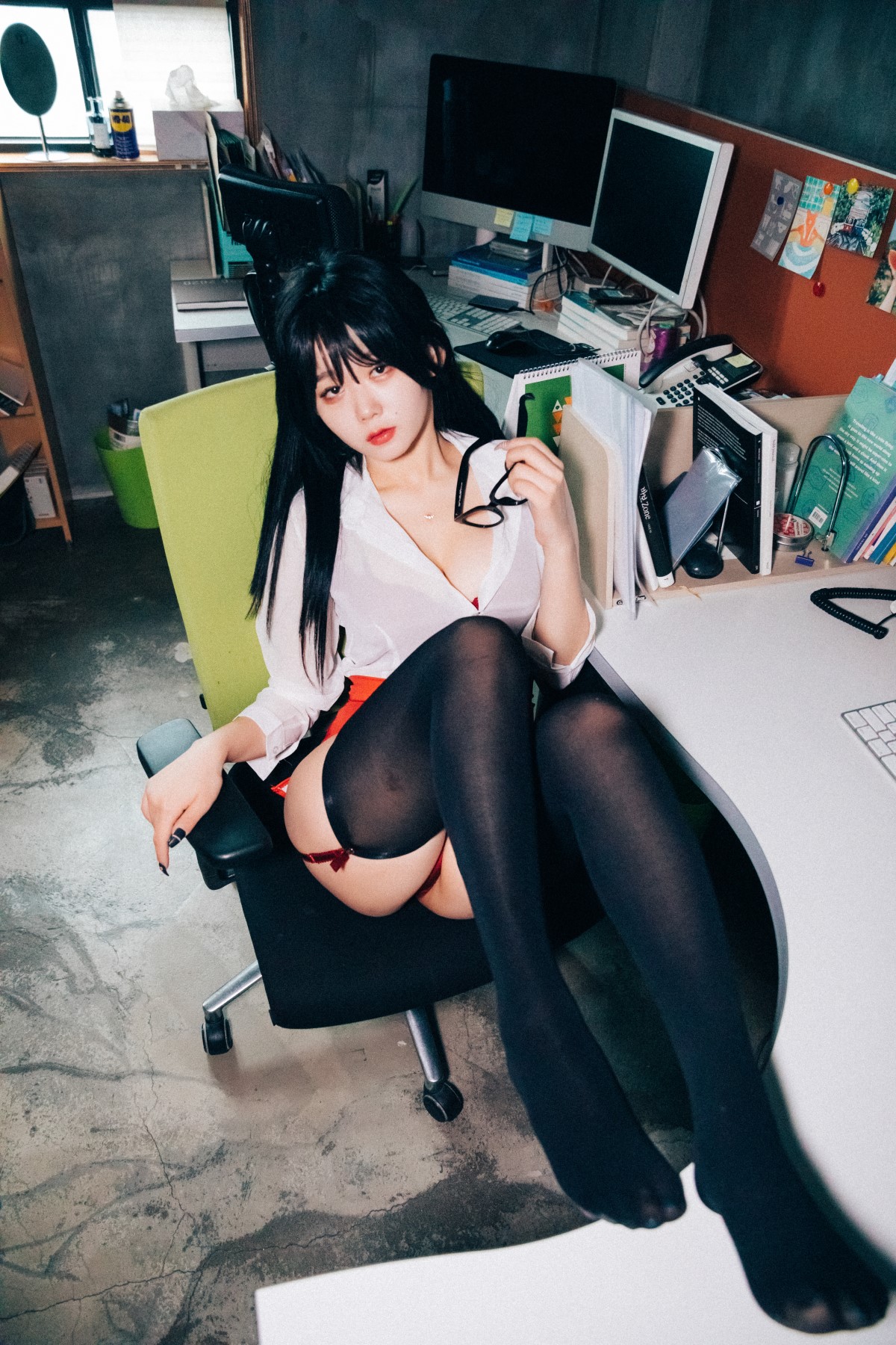 Loozy Zia 지아 Office slave B 0051 3495163693.jpg