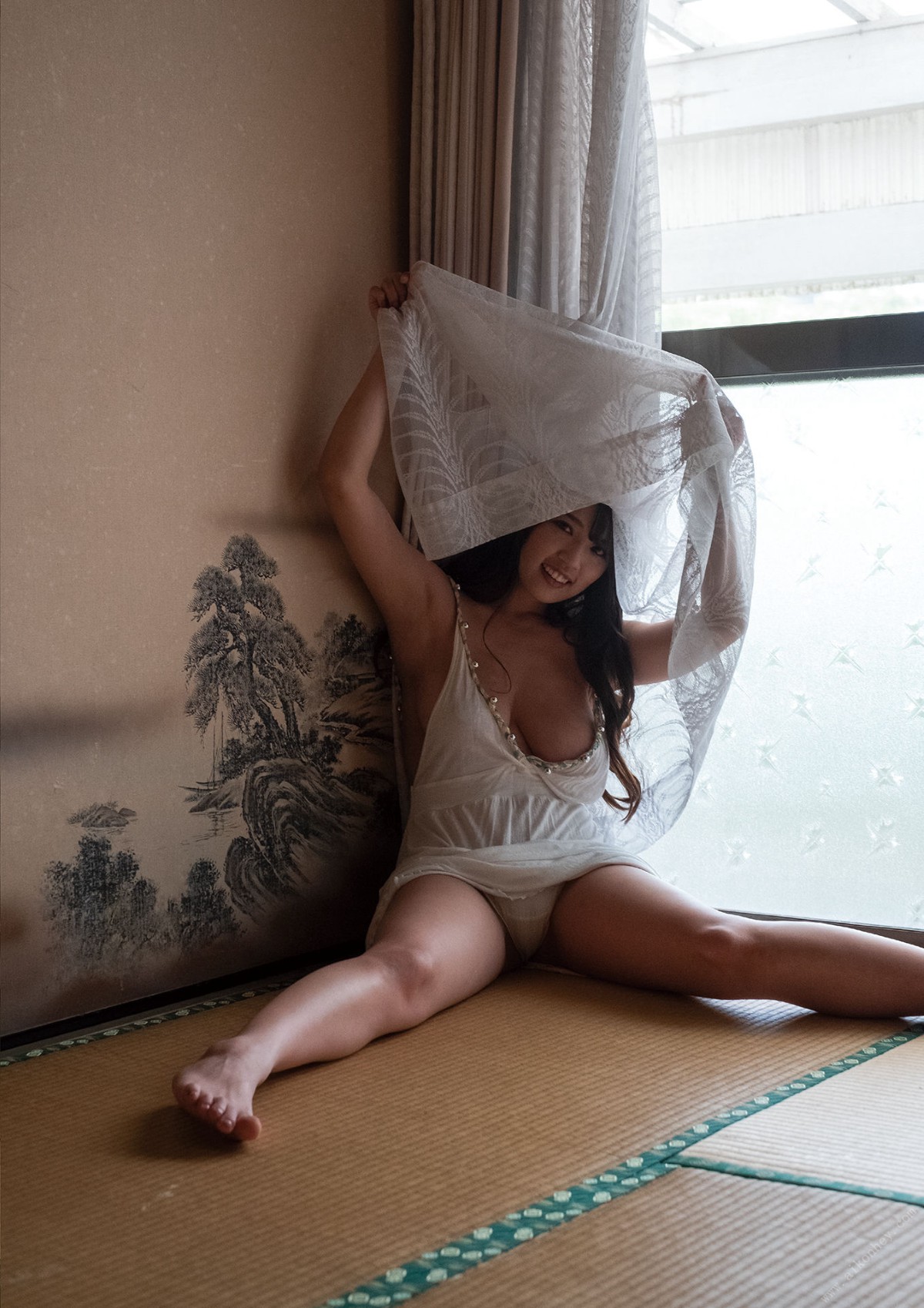 Photobook Aoi 藤乃あおい写真集 0044 1577501584.jpg