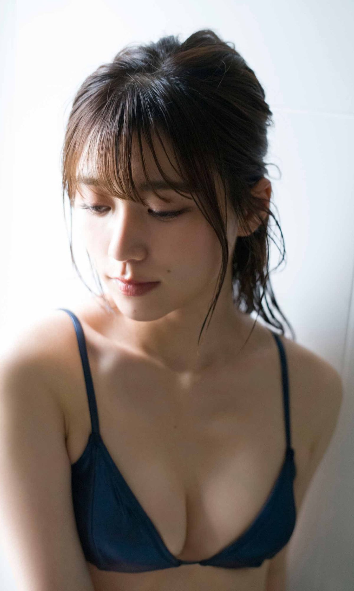 Photobook デジタル限定 坂林佳奈写真集 ステージを降りたら 週プレ PHOTO BOOK 0037 4468505871.jpg