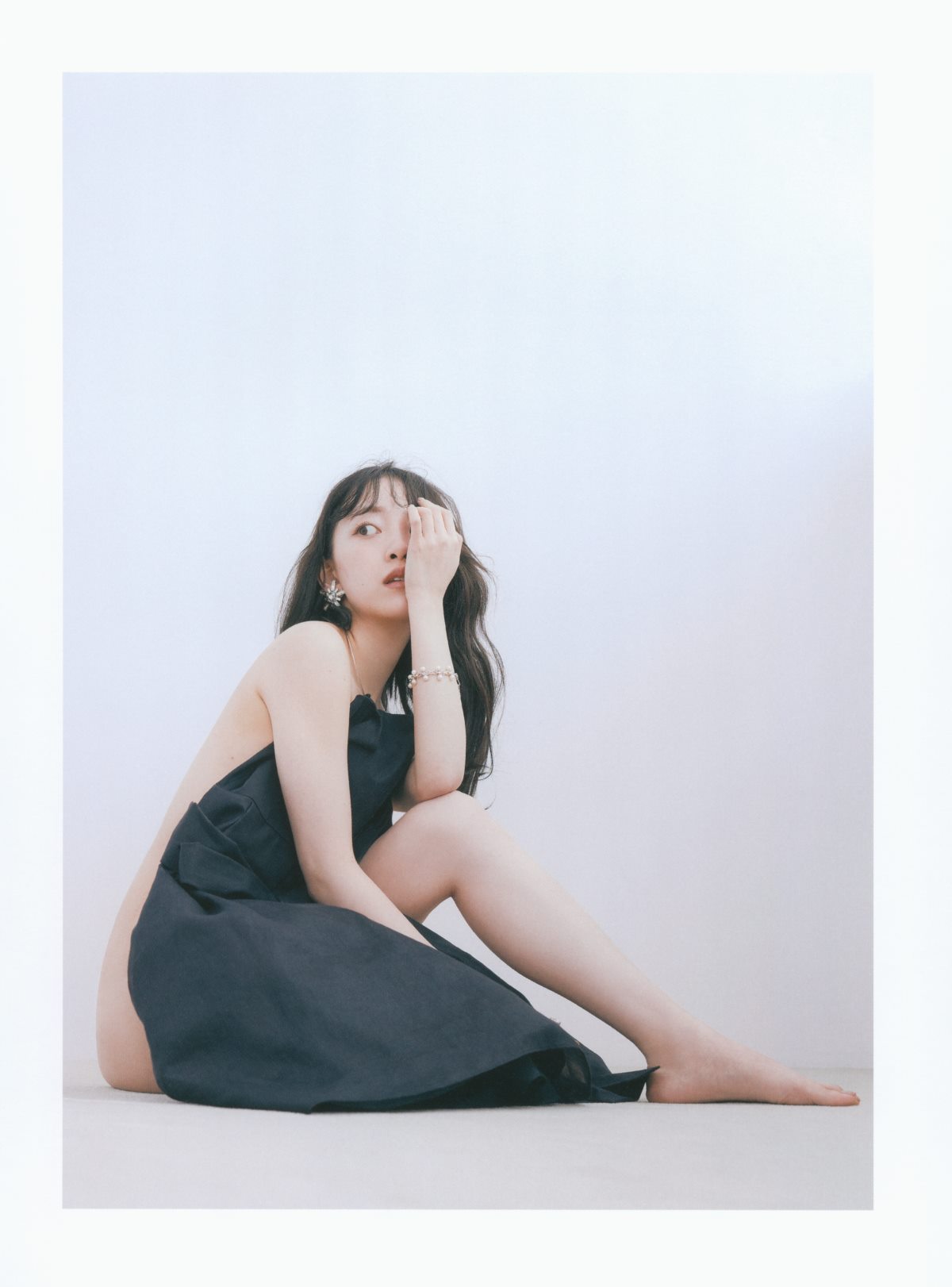 Photobook 乃木坂46卒業記念 堀 未央奈 1stフォトブック いつのまにか 0026 9230652065.jpg