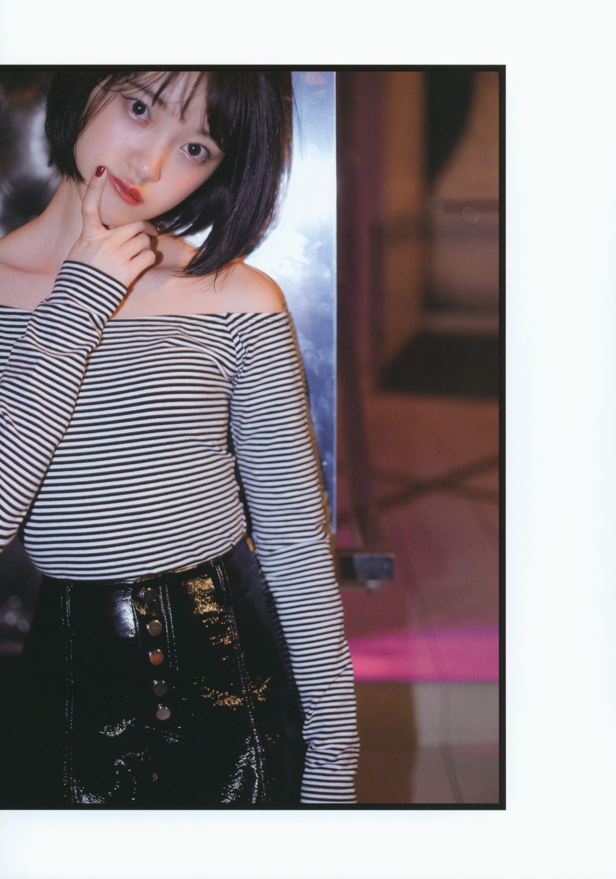 Photobook 堀 未央奈1st写真集 君らしさ 0085 9562821778.jpg