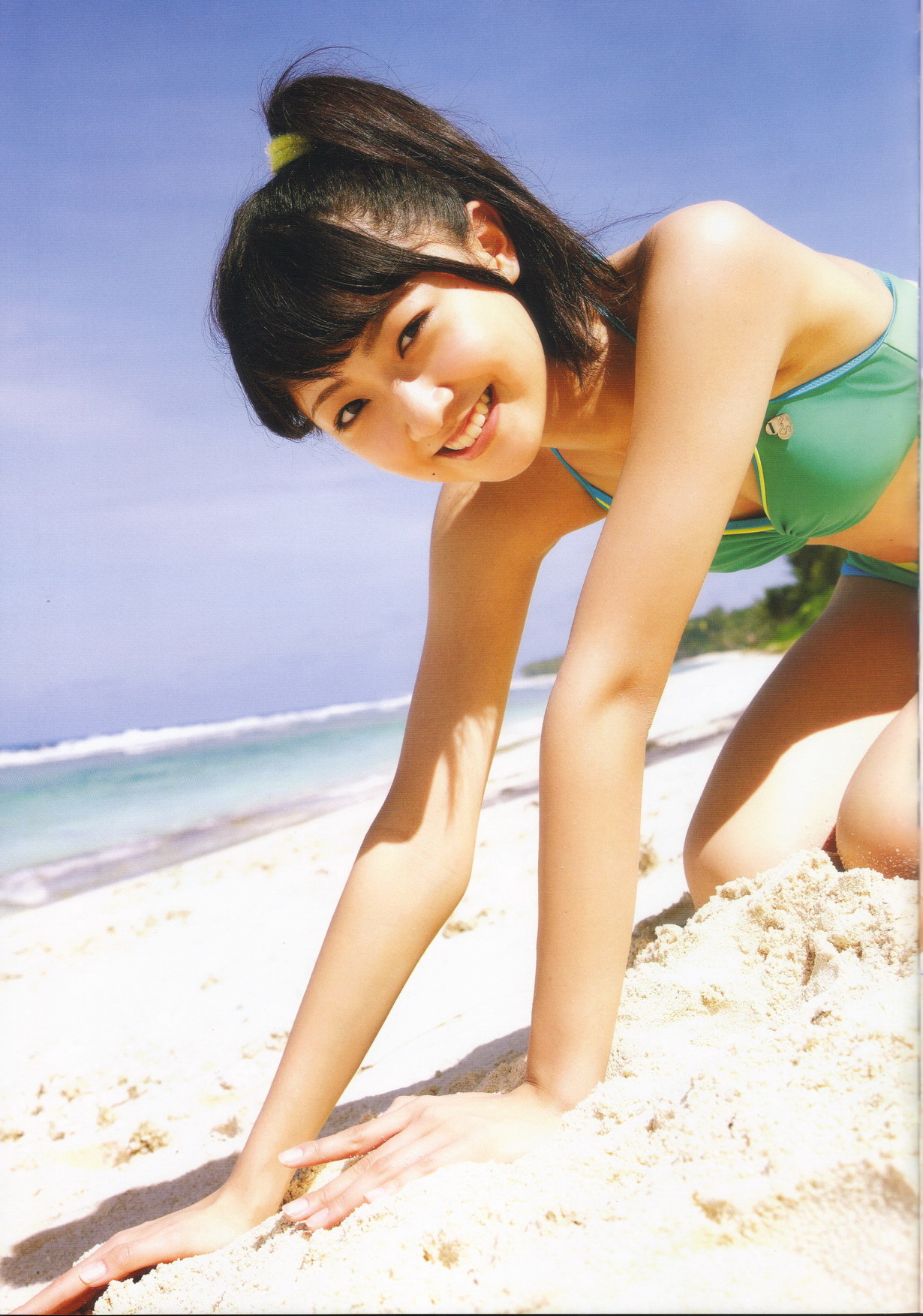 Photobook 熊井友理奈写真集 FLOWERAGE 2009 07 25 0019 0422241760.jpg