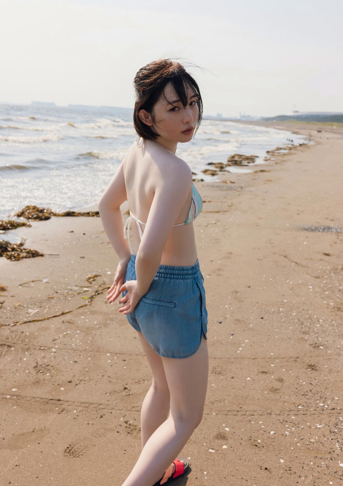 B L T Photobook 2022 09 07 Mirai Utsunomiya 宇都宮未来 Future Girl 0050 4923659863.jpg