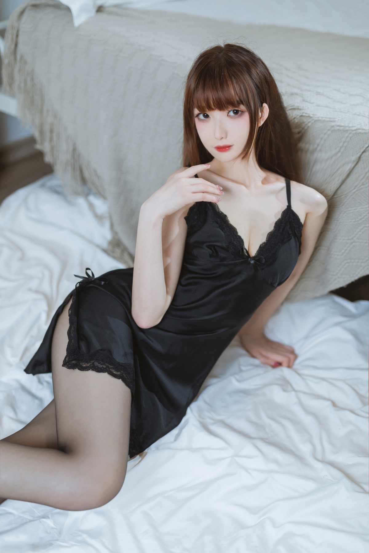 Coser@封疆疆v Vol 014 黑丝睡衣 0001 4765358532.jpg