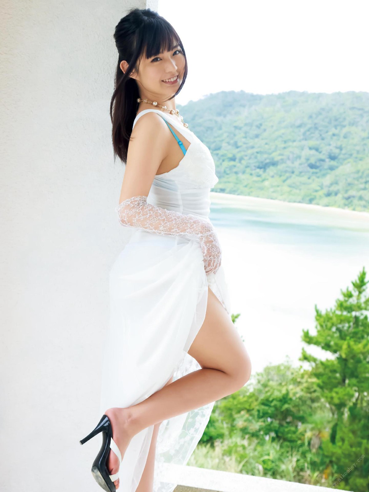 Photobook 2015 10 25 Nana Ayano 彩乃なな Photo Collection Deluxe Edition 0024 8890316340.jpg