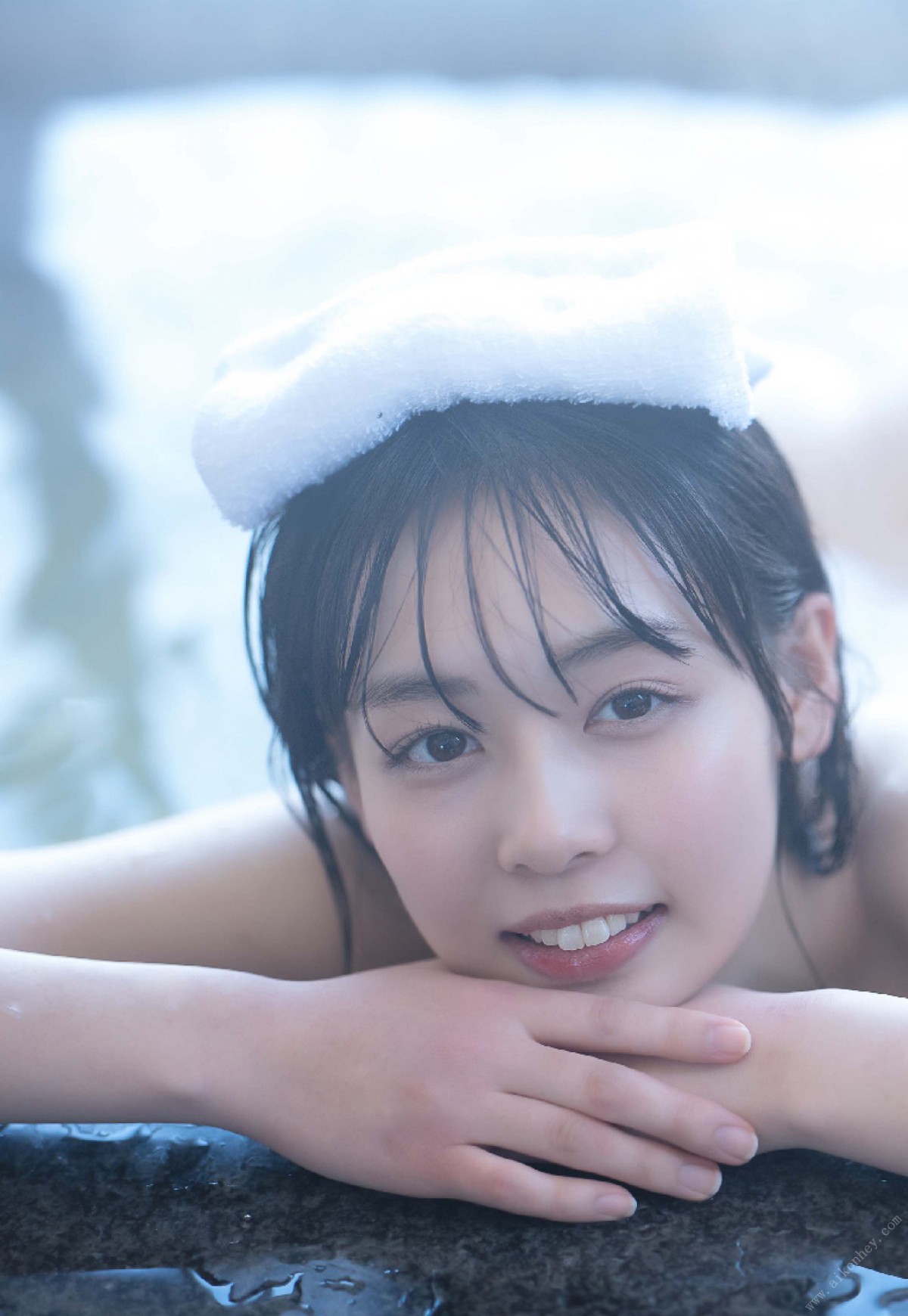 Photobook 2022 04 27 Ami Tokita 時田亜美 Clarity 0019 5155257166.jpg