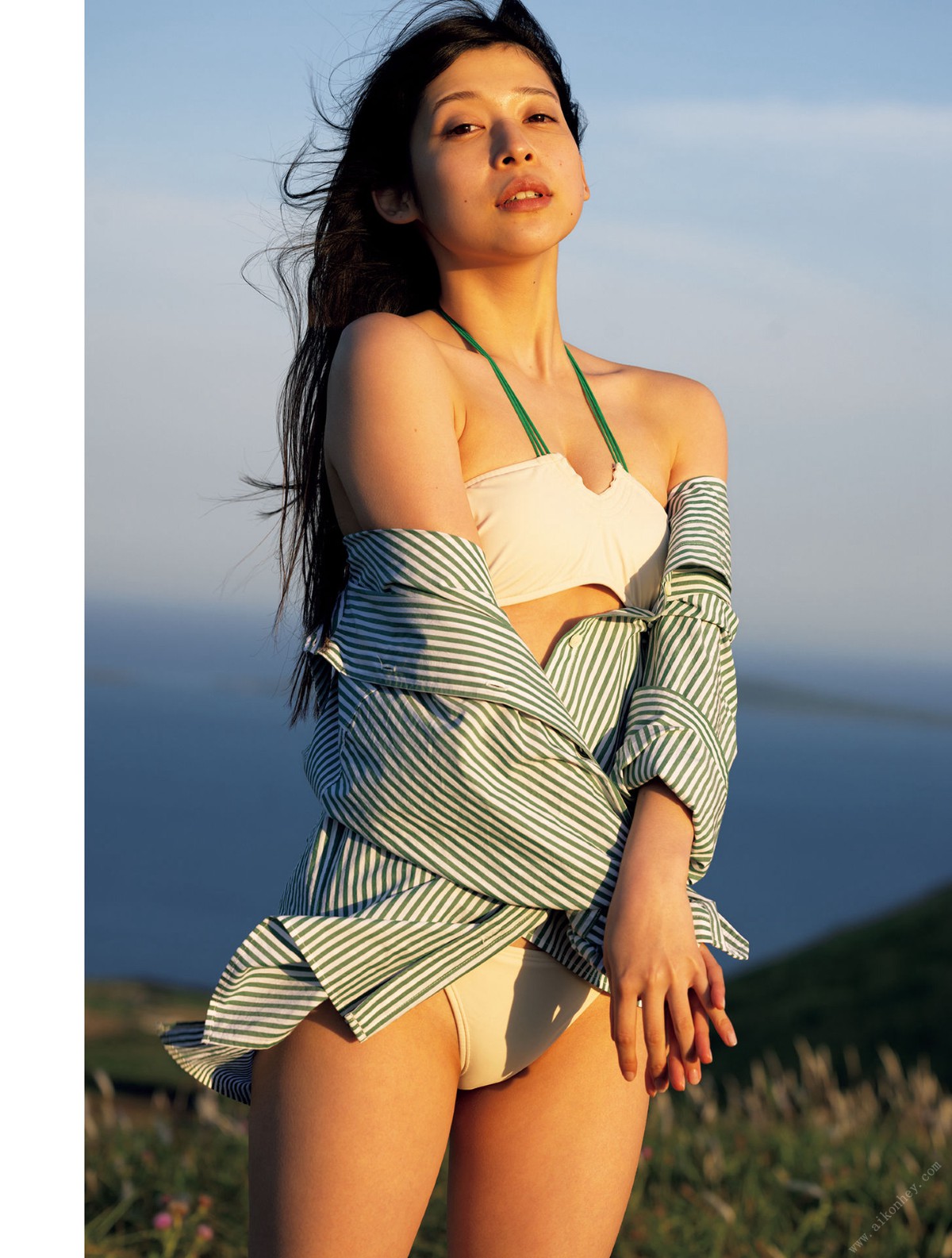 Photobook 2022 09 14 Yura Someno 染野有來 First Photobook 0015 2796061245.jpg