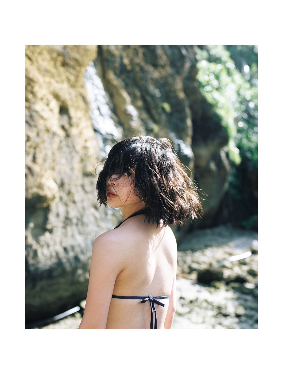 Photobook 2022 09 14 Yura Someno 染野有來 First Photobook 0100 3175552303.jpg