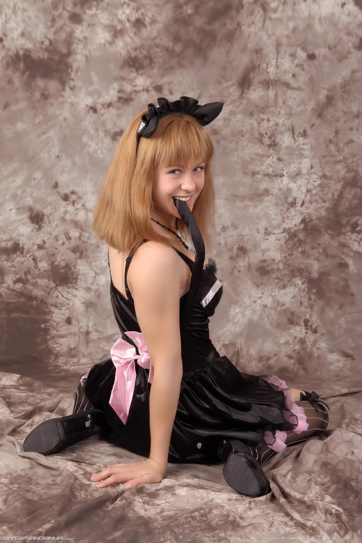 SilverAngels Sandrinya Maid 3 B 0116 8714271102.jpg