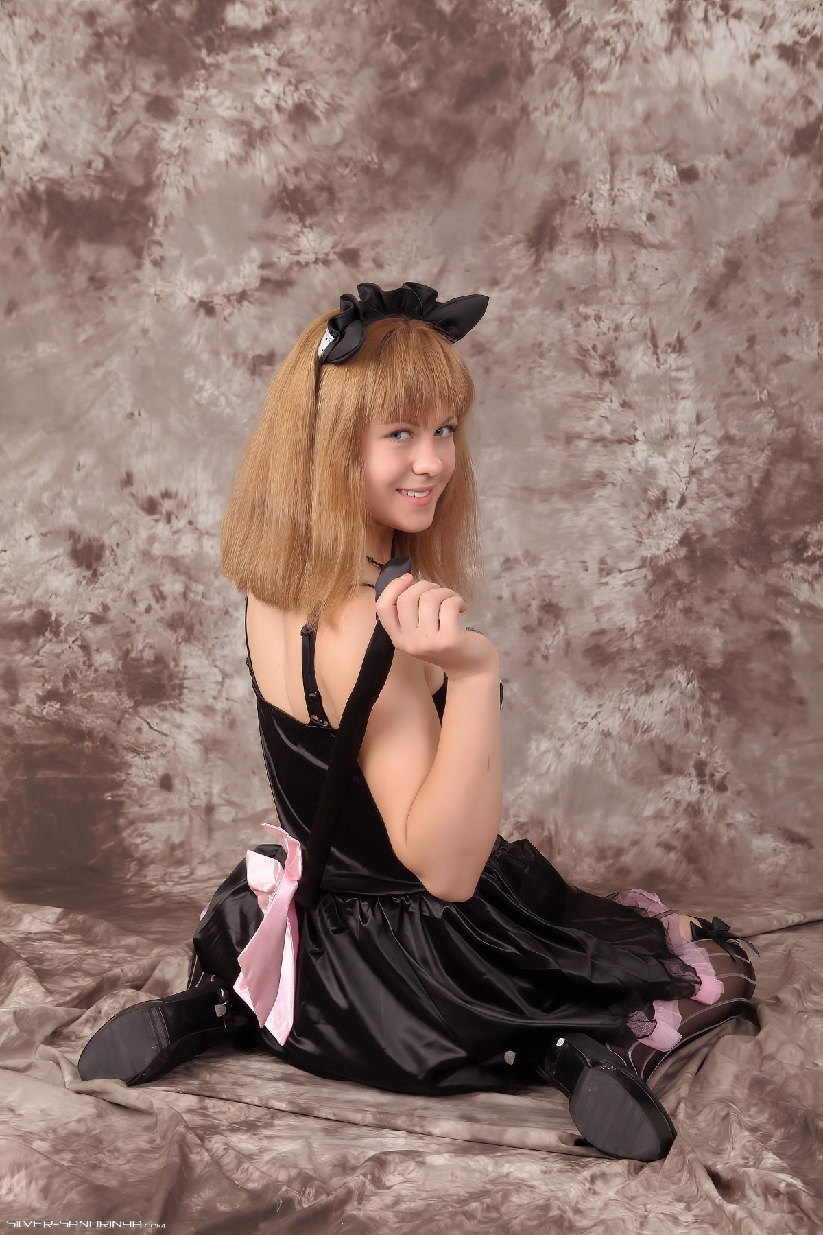 SilverAngels Sandrinya Maid 3 B 0117 3433134851.jpg