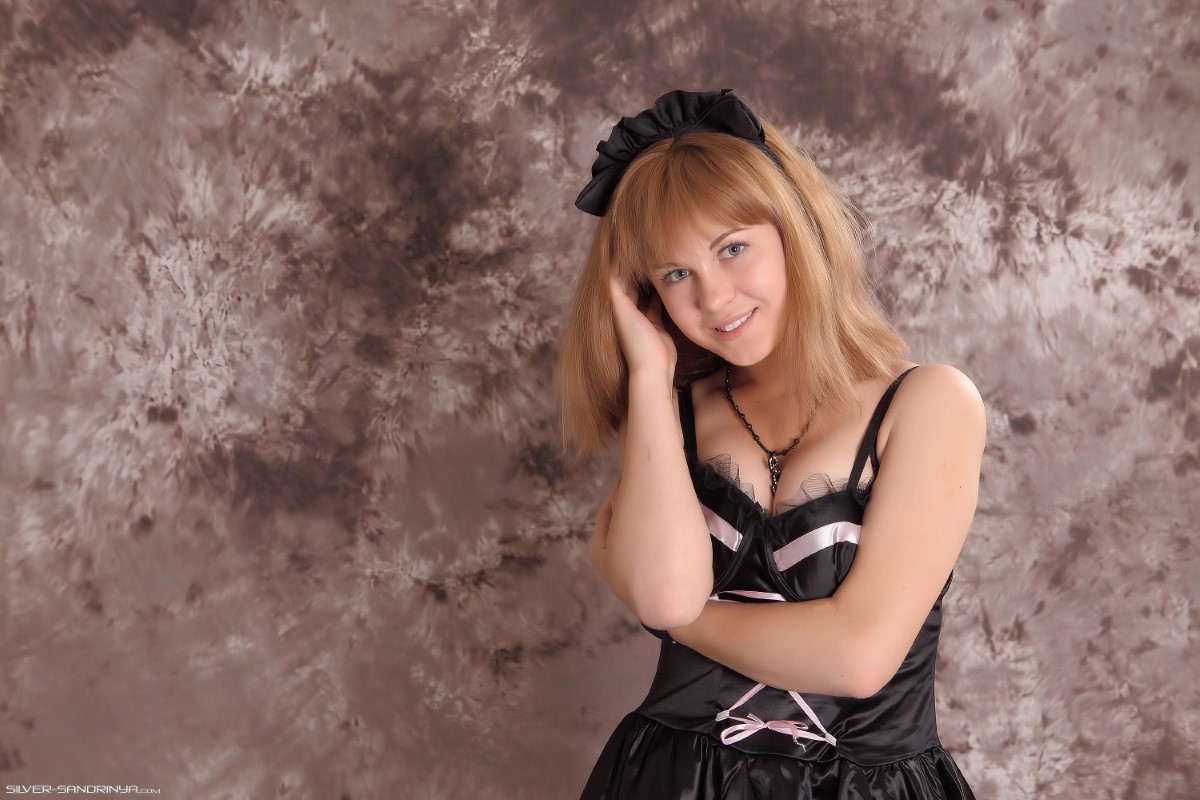 SilverAngels Sandrinya Maid 3 B 0134 3246251000.jpg