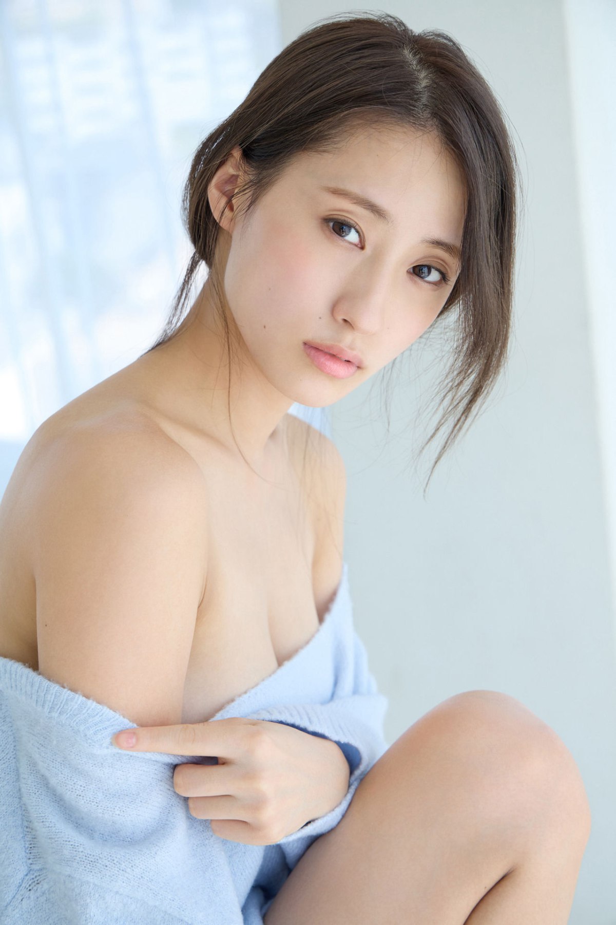 FRIDAY Digital Photobook 2022 10 27 Ayano Sumida 澄田綾乃 Fragrant F Cup 0014 5923390321.jpg