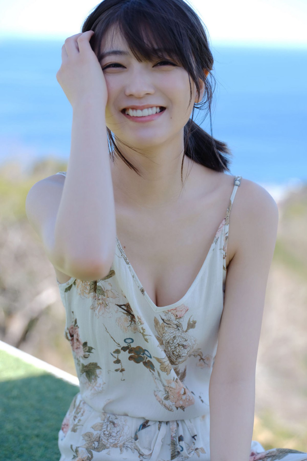 FRIDAY Digital Photobook Mio Kudo 工藤美桜 While Shining 0026 3759295408.jpg