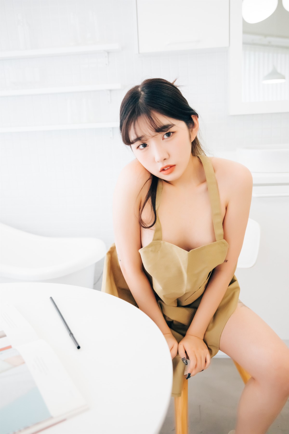 Loozy Sonson 손손 Nude Apron 0062 9332026228.jpg