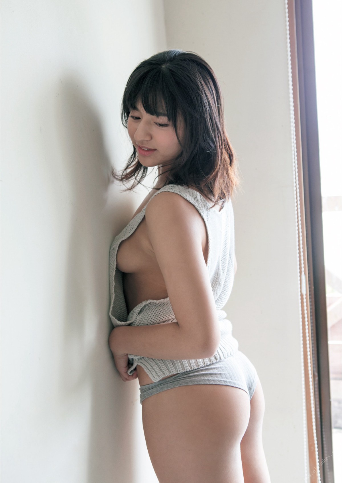 Photobook 2018 12 07 Kana Tokue 徳江かな Kana 0030 4099981586.jpg