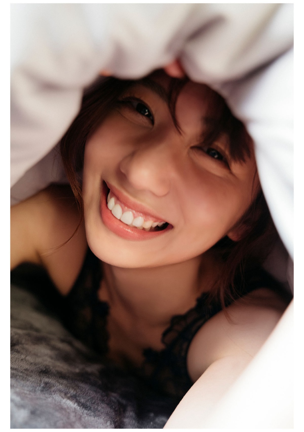 Photobook 2022 09 30 Aika Yamagishi 山岸逢花 Torarechi 0062 9095278198.jpg